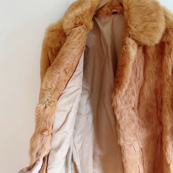 Rabbit fur coat- offer for trading with Lulu - Picture 2 of 4